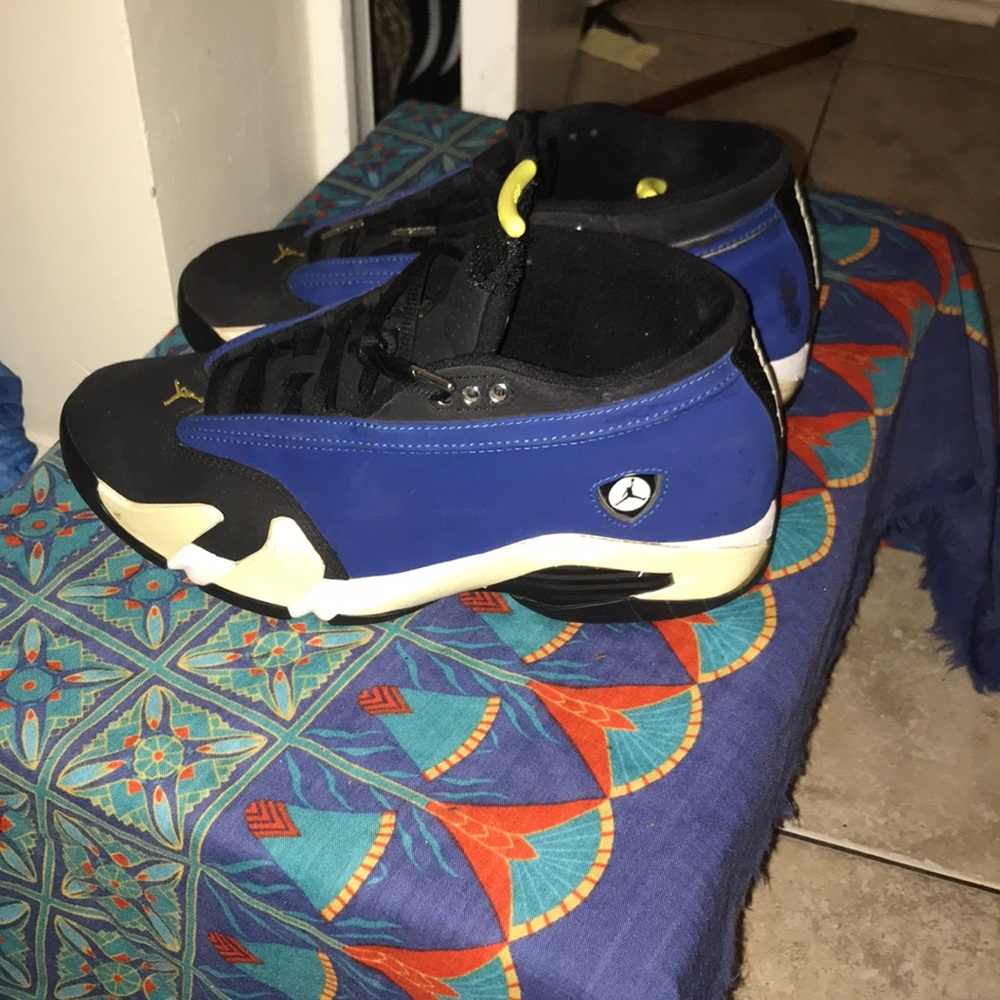 Jordan 14 laney and beaters Jordan 5 - Picture 3 of 12